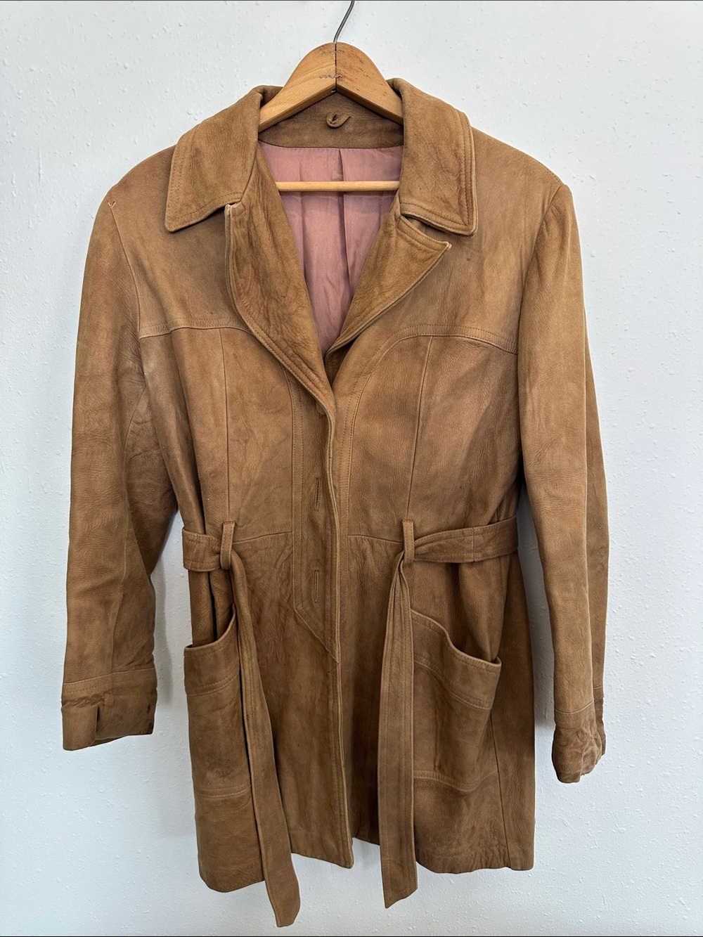Vintage belted leather coat - Women's - New England Sportswear Company